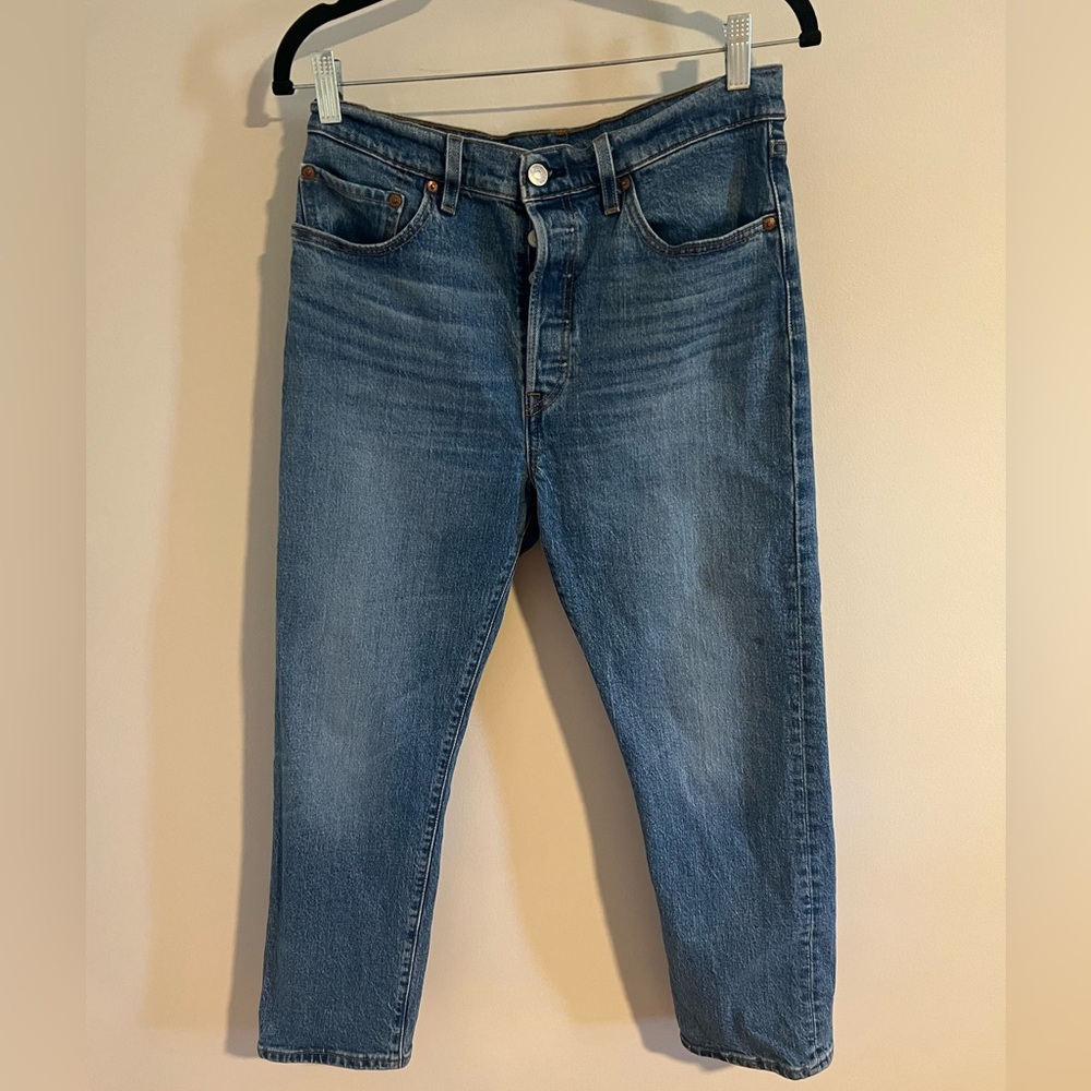 Levi’s 501 Medium Wash Jeans